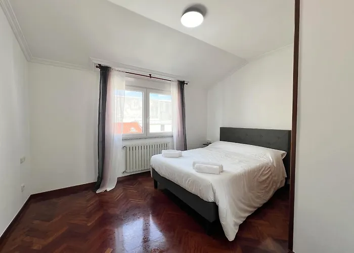 Pink Panther Apartment A Coruna